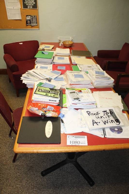 lot 1080 image: Lot of (3) Tables