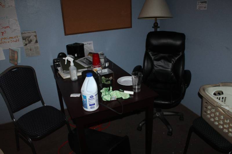 lot 1011 image: Desk, Chair, Lamp, Contents