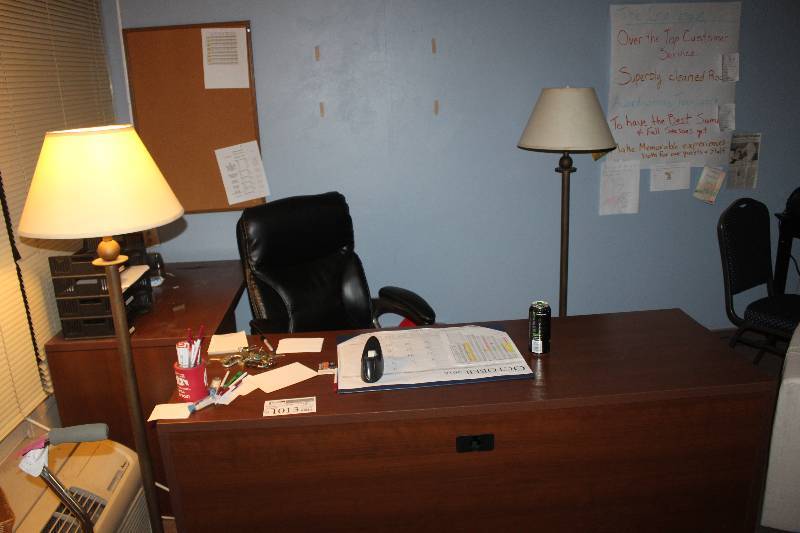 lot 1013 image: 2-Piece Desk, Office Chair, 2-Floor Lamp, Wall Board