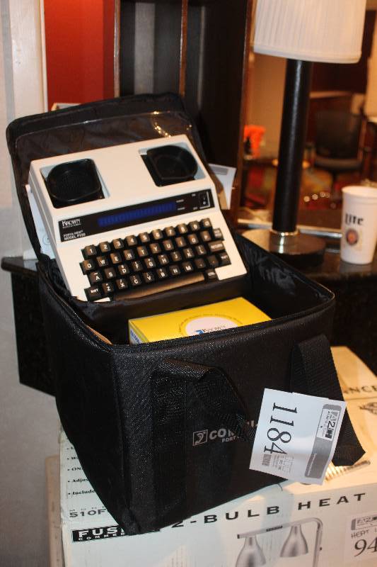 lot 1184 image: Krown Porta-View Projector