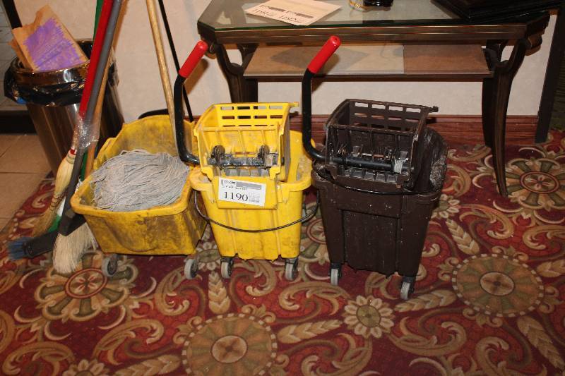 lot 1190 image: Lot of (3) Mop Buckets