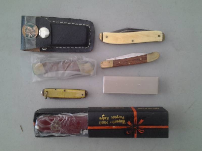 lot 39 image: 6-Pocket Jack Knives