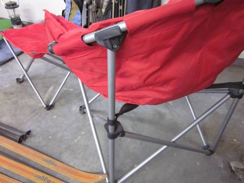 lot 17 image: Folding Chair and Ottoman