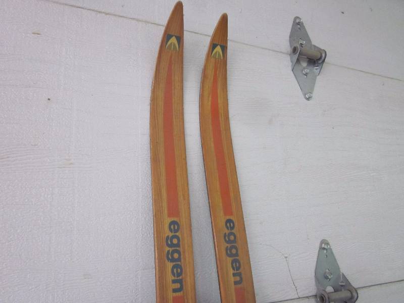 lot 18 image: Eggen Cross Country Skis
