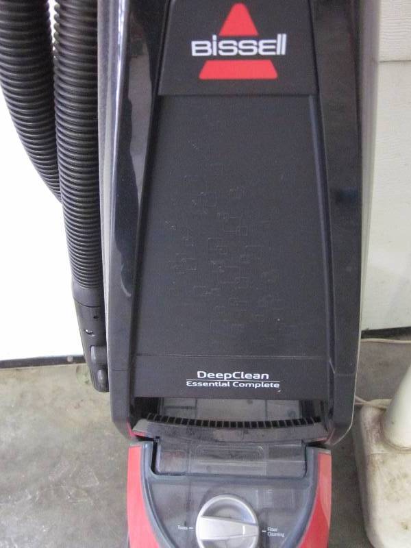 lot 29 image: Carpet Cleaner and Boot Dryer