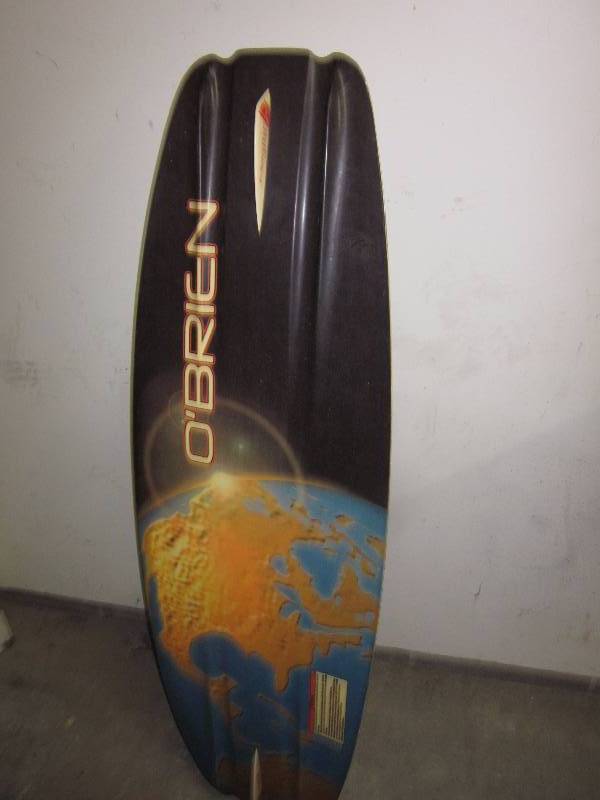 lot 75 image: OBrien Wakeboard