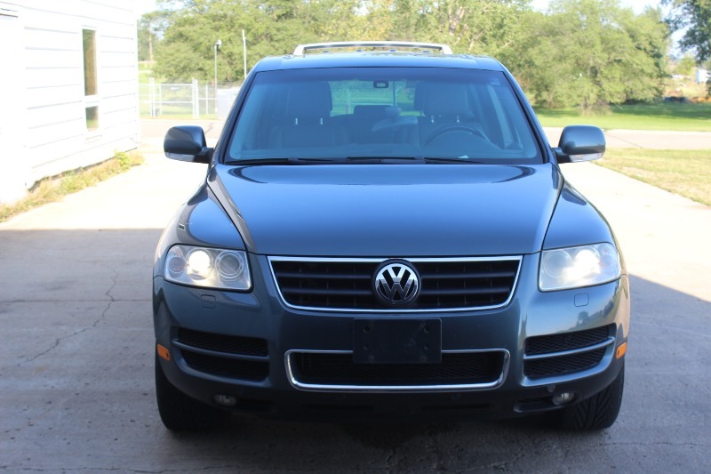 2004 Volkswagen Touareg AWD