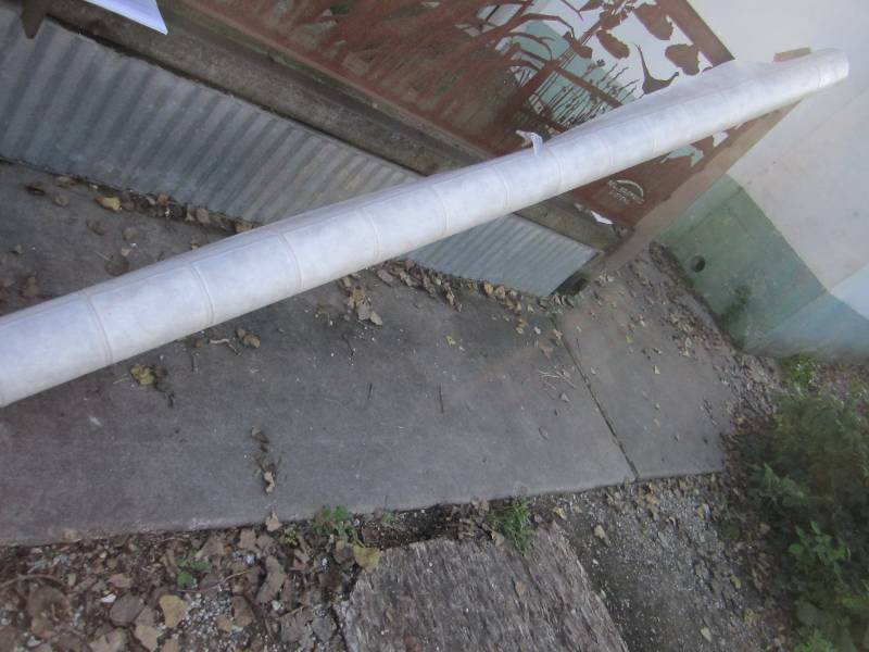 Roll of new vinyl floor covering, a...