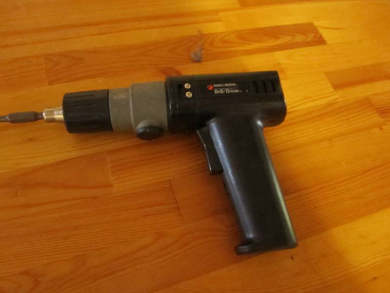 Cordless drill no charger...