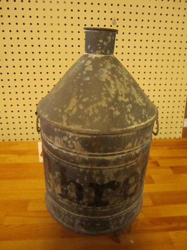 Metal display can...