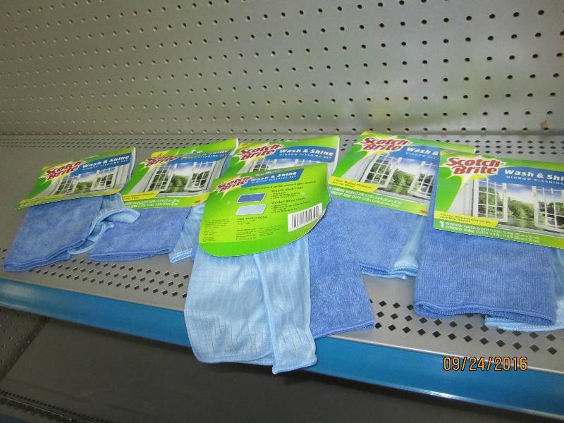 Lot of new Scotch Brite window poli...
