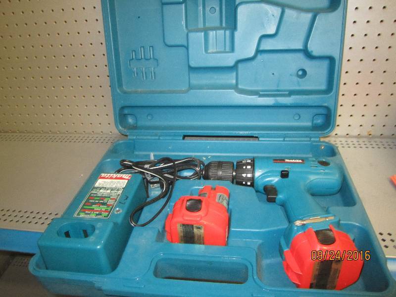 Makita cordless drill...
