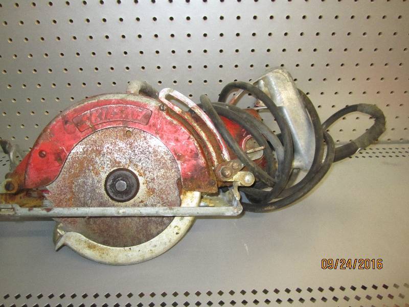 Heavy duty Skill Saw...