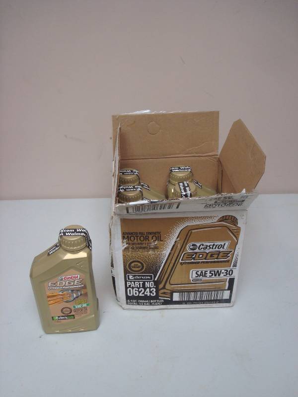 lot 13 image: Box Of 6 New Castrol Edge Motor Oil 5w-30