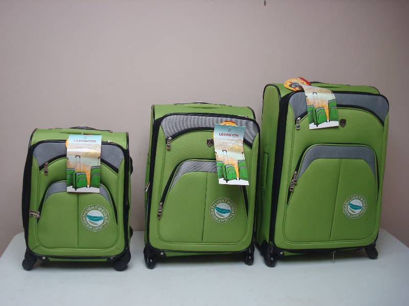 lot 51 image: Set Of New TPRC Travelers Polo And Racquet Suit Case Rolling Luggage, Green