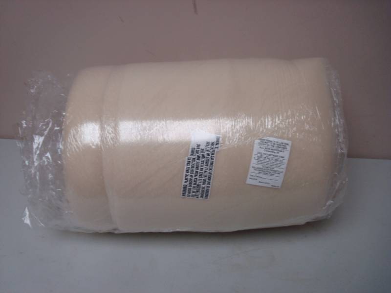 lot 98 image: Simmons Beautyrest Foam Topper