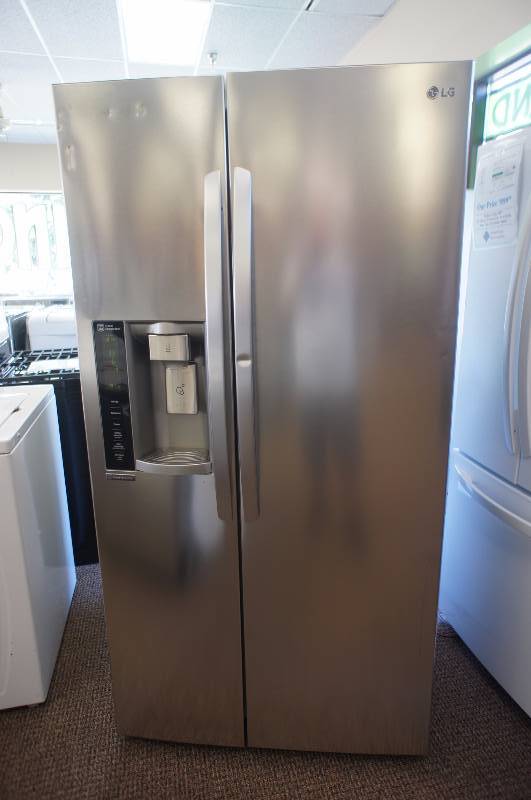 NEW LG LSXS26326S SidebySide Refrigerator 35.9" 26.2 cu ft