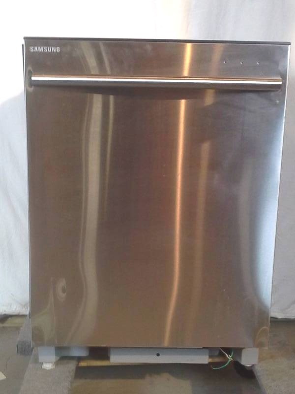 lot 11 image: Samsung Dishwasher