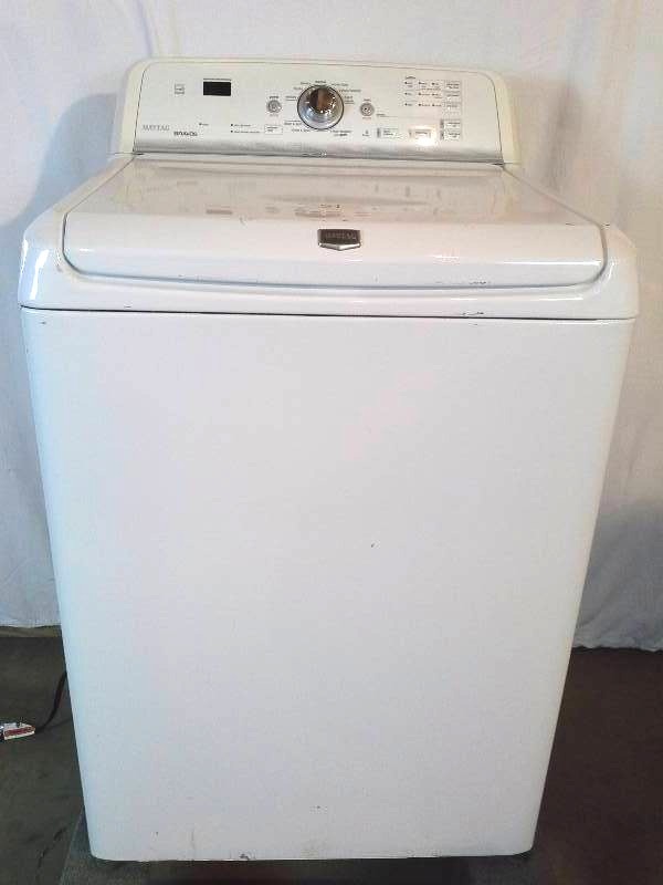 lot 51 image: Maytag Bravos Washer