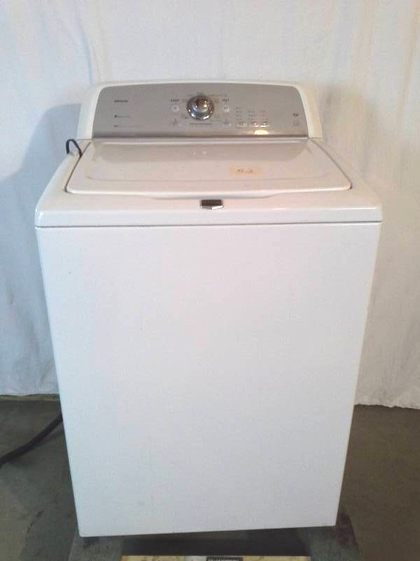lot 52 image: Maytag Bravos Washer