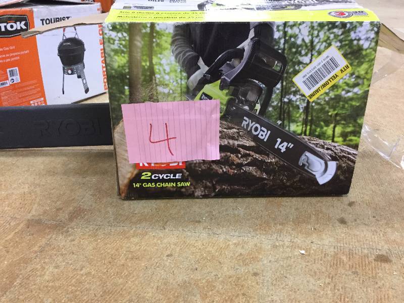 lot 4 image: Ryoby 14 2 Cycle Chainsaw in like new condition