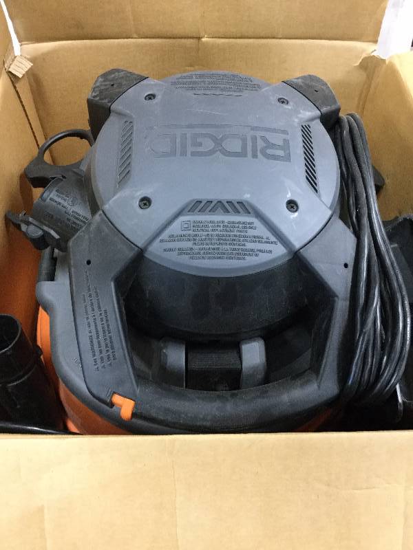 lot 28 image: Ridgid 16 Gallon WetDry Vac with Detachable Blower in like New Condition