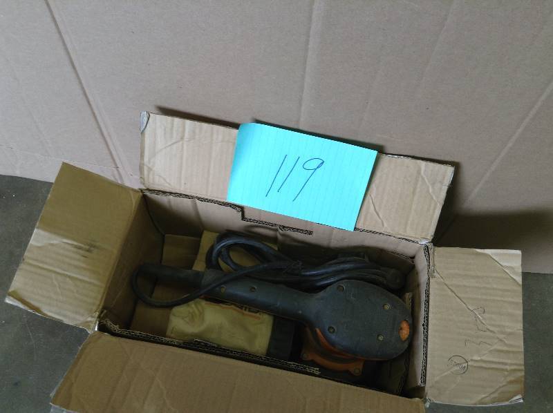 lot 119 image: Ridgid 6 in Random Orbit Sander