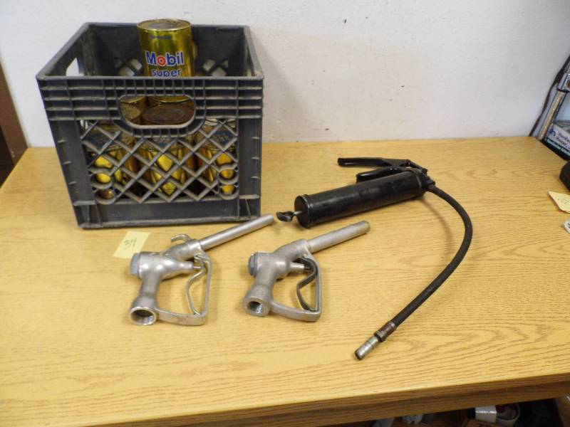 Grease Gun - Oil Cans - Gas Nozzles