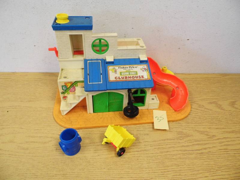 Fisher Price Seseame Street Clubhouse