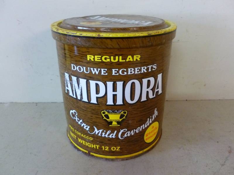 lot 19 image: Vintage Tobacco Can