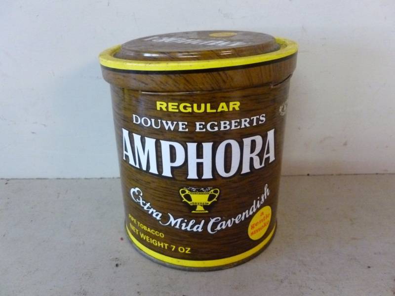 lot 20 image: Vintage Tobacco Can