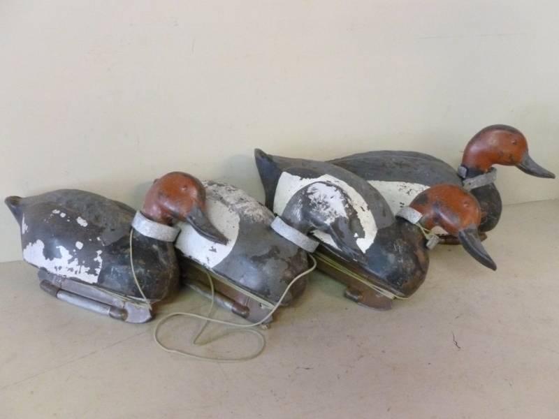 lot 39 image: Vintage Duck Decoys