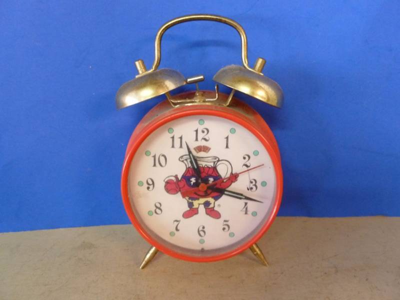 lot 69 image: Alarm Clock