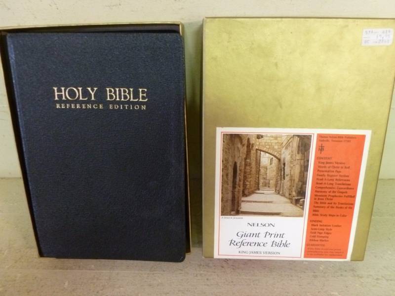 lot 139 image: Vintage Bible