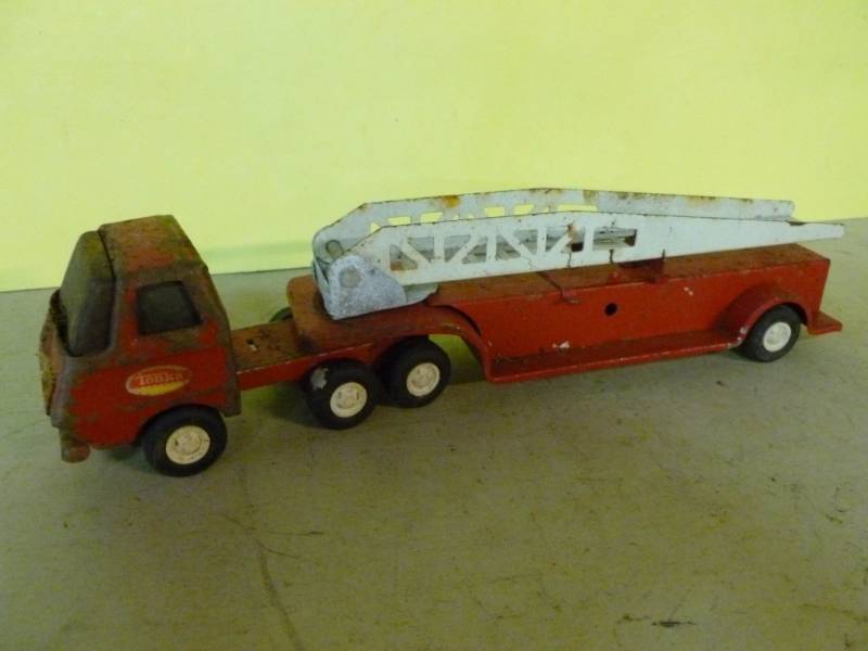 lot 172 image: Vintage Tonka