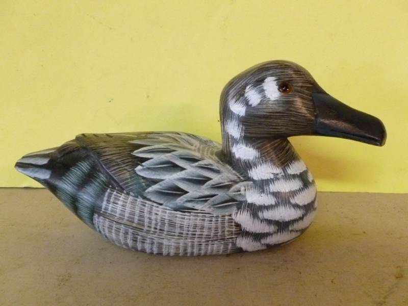 lot 273 image: Wooden Duck Decoration