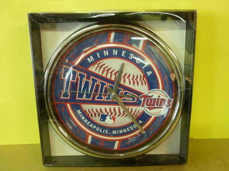 lot 278 image: Minnesota Twins Collectible