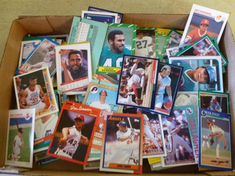lot 284 image: Sports Cards