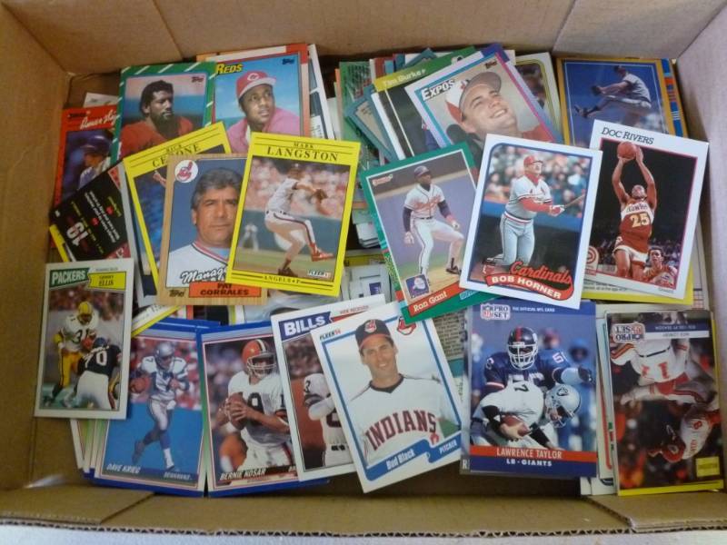lot 285 image: Sports Cards