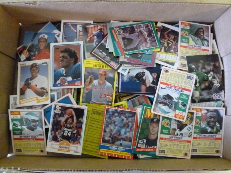 lot 287 image: Sports Cards
