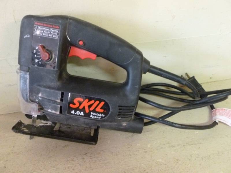 lot 298 image: Jig Saw