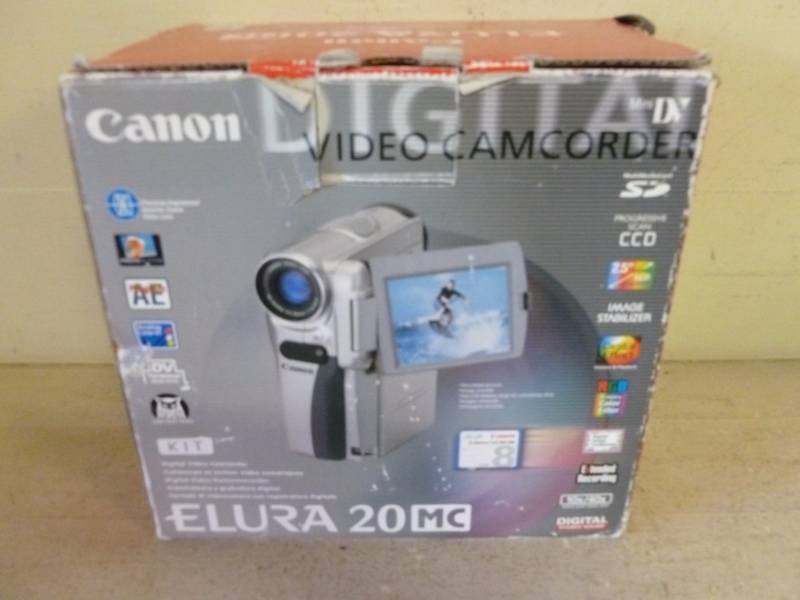 lot 324 image: Camcorder