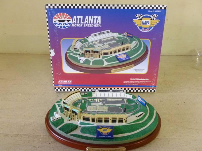 lot 330 image: Racing Collectible