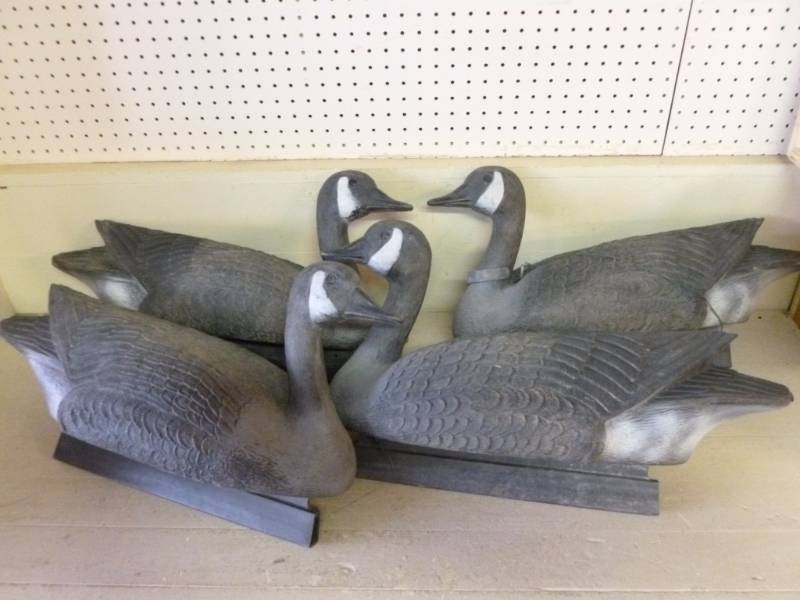 lot 352 image: Goose Decoys