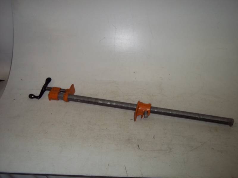 24 Pipe Clamp