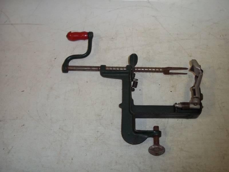 Vintage apple peeler