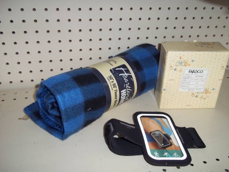 Plaque, Fleece throw and wrist phone holder
