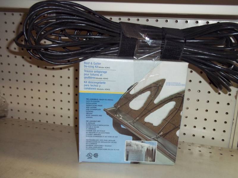 Roof and Gutter De Icing kit