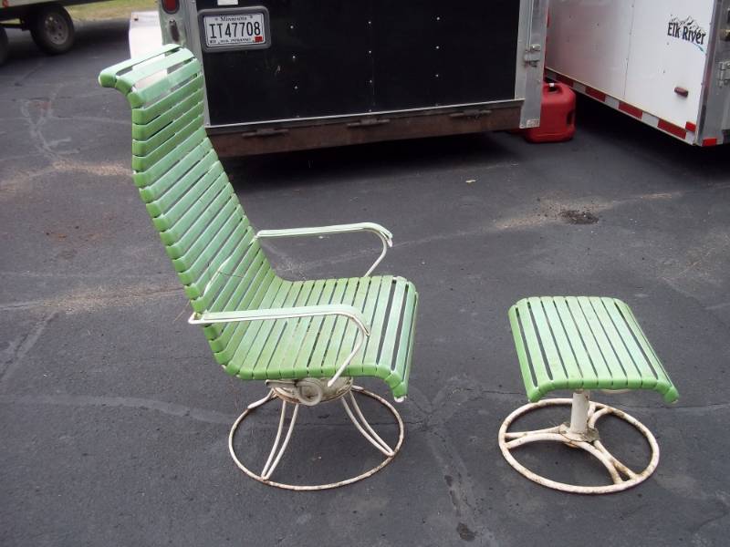 Green outdoor chair and ottoman