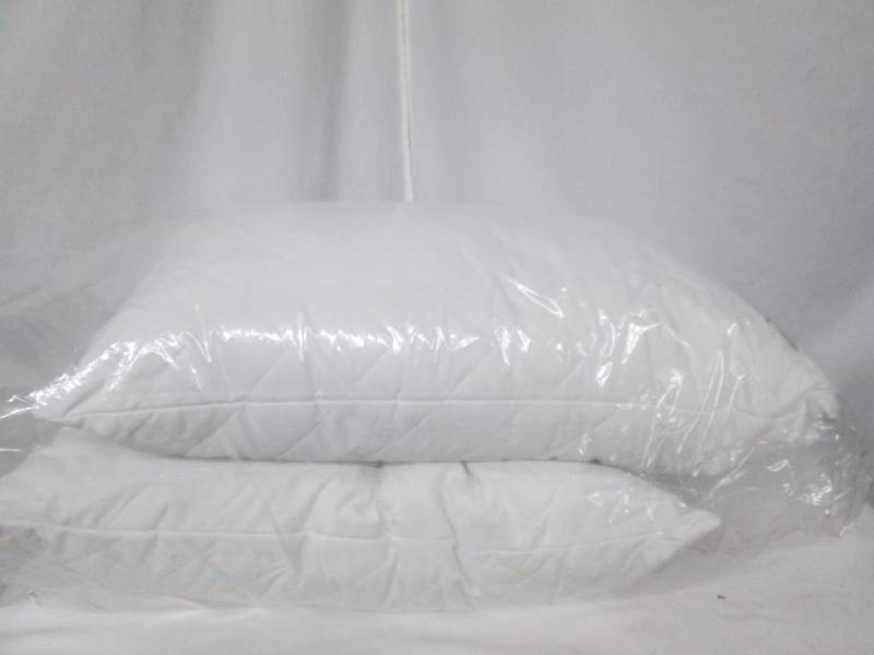 lot 46 image: sensorPEDIC Gel Quilted Deluxe Bed Pillow Set of 2